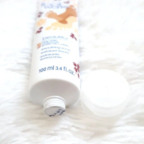 AVON Foot Works Beautiful Smoothing Scrub "BERRY VANILLA" 3.4 fl oz ~ NEW SEALED - Picture 4 of 5